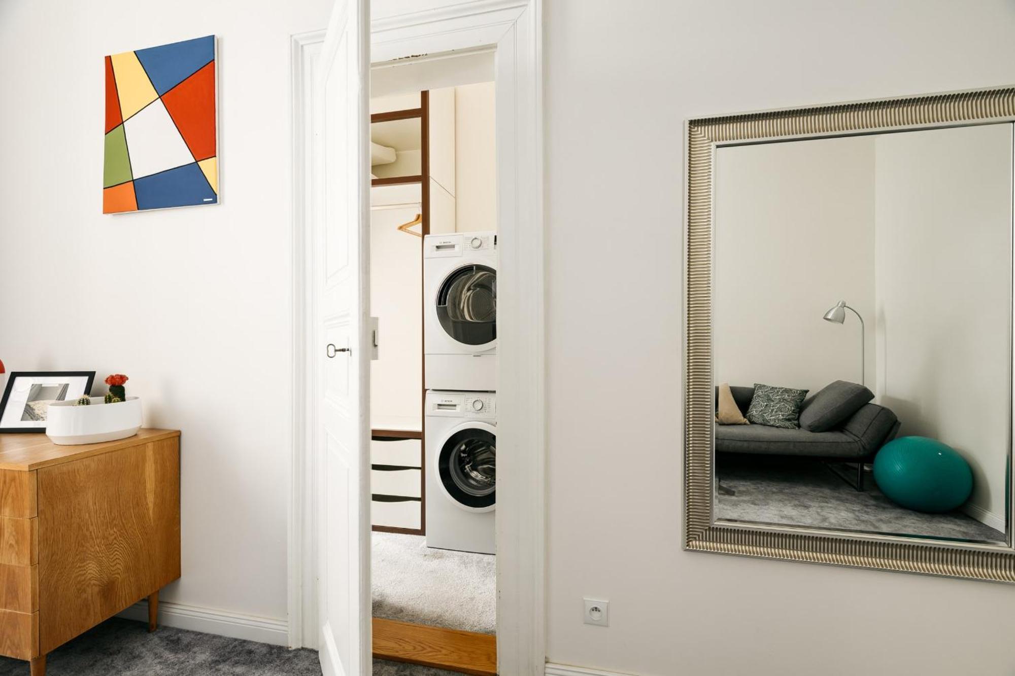 Comfortable And Cosy Apt A Few Steps From Dancing House And Naplavka Dance Prag Dış mekan fotoğraf