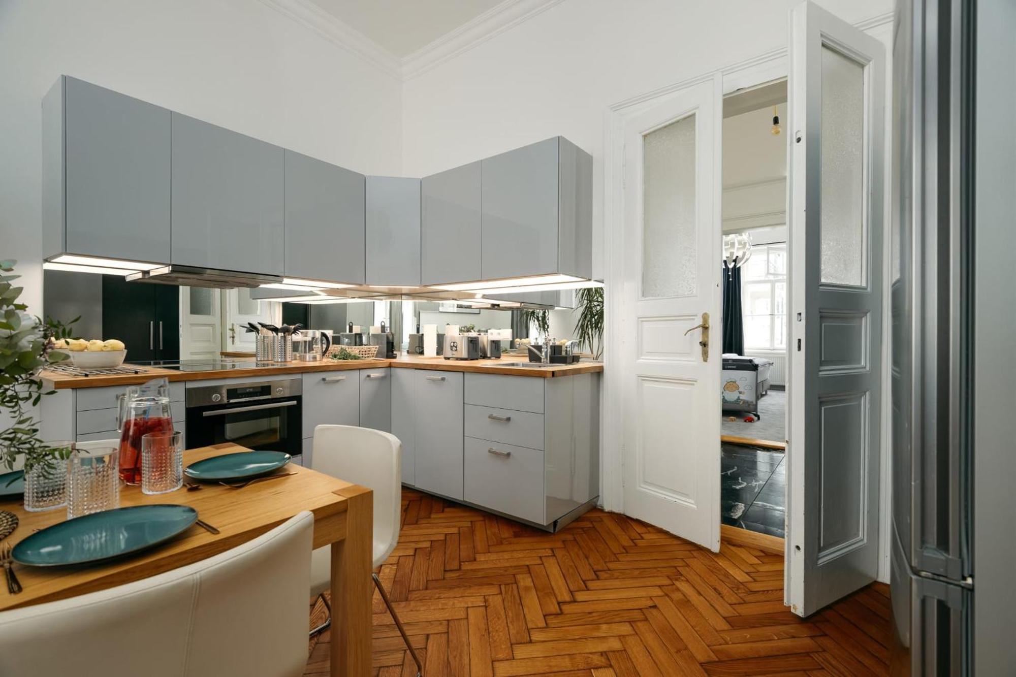 Comfortable And Cosy Apt A Few Steps From Dancing House And Naplavka Dance Prag Dış mekan fotoğraf