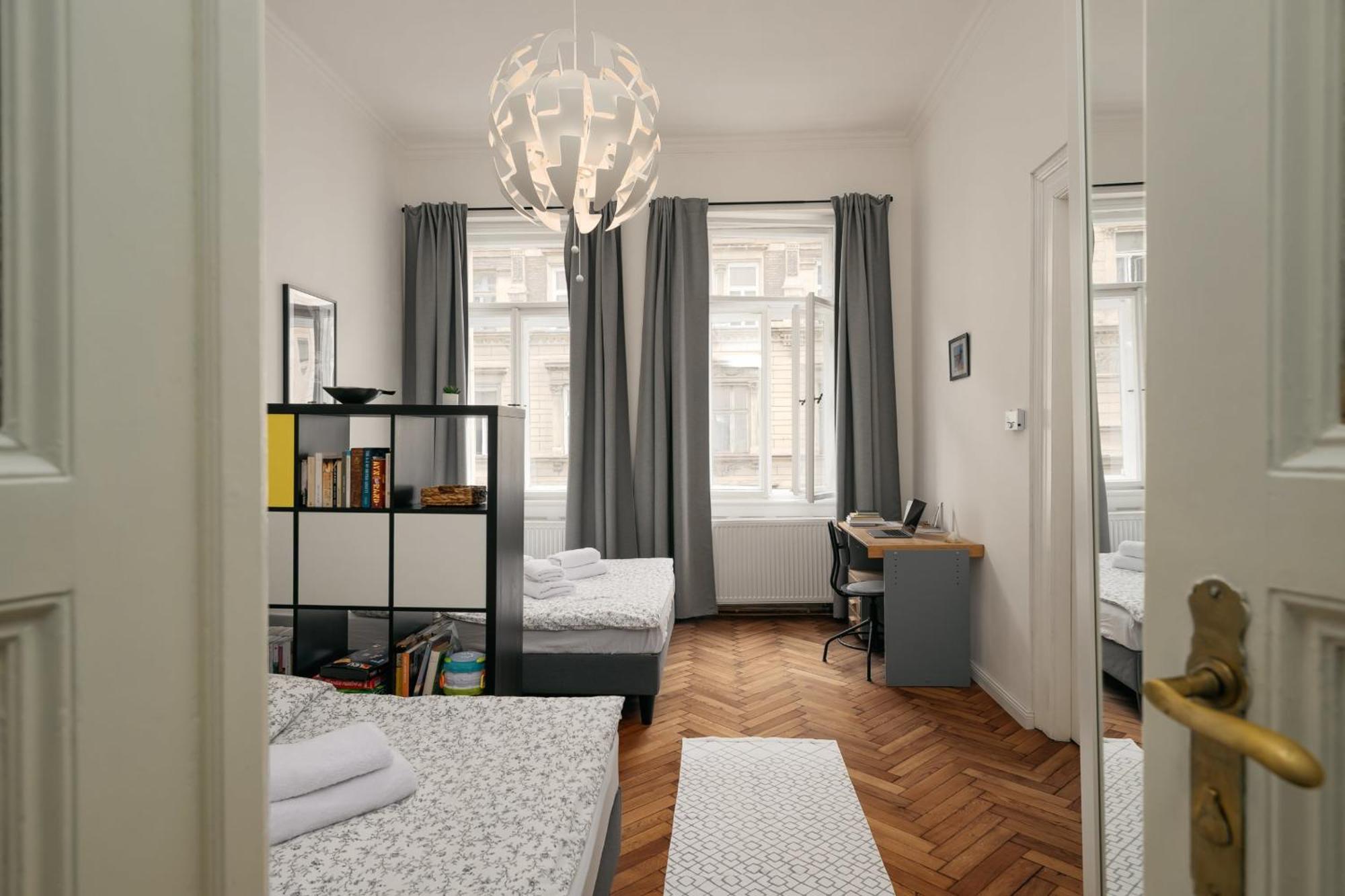Comfortable And Cosy Apt A Few Steps From Dancing House And Naplavka Dance Prag Dış mekan fotoğraf