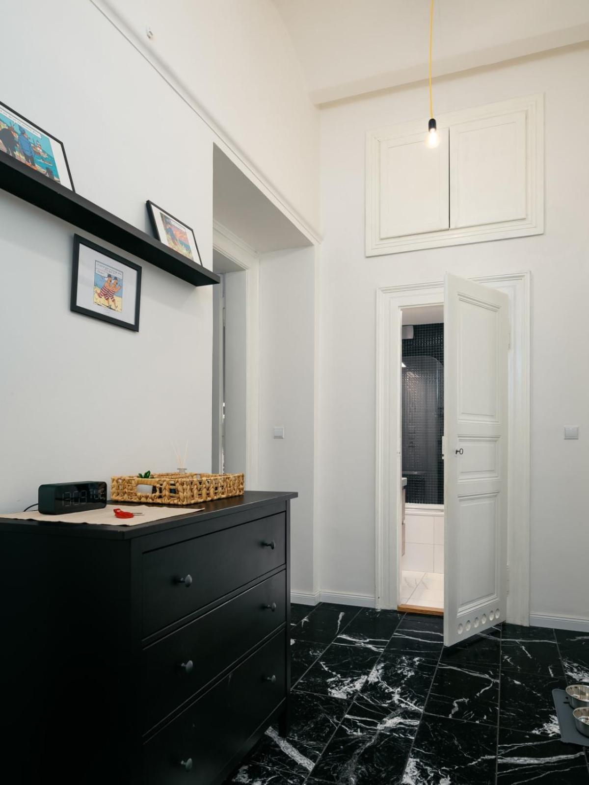 Comfortable And Cosy Apt A Few Steps From Dancing House And Naplavka Dance Prag Dış mekan fotoğraf